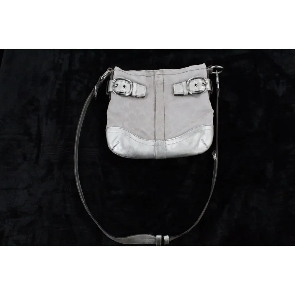 Coach classic timeless